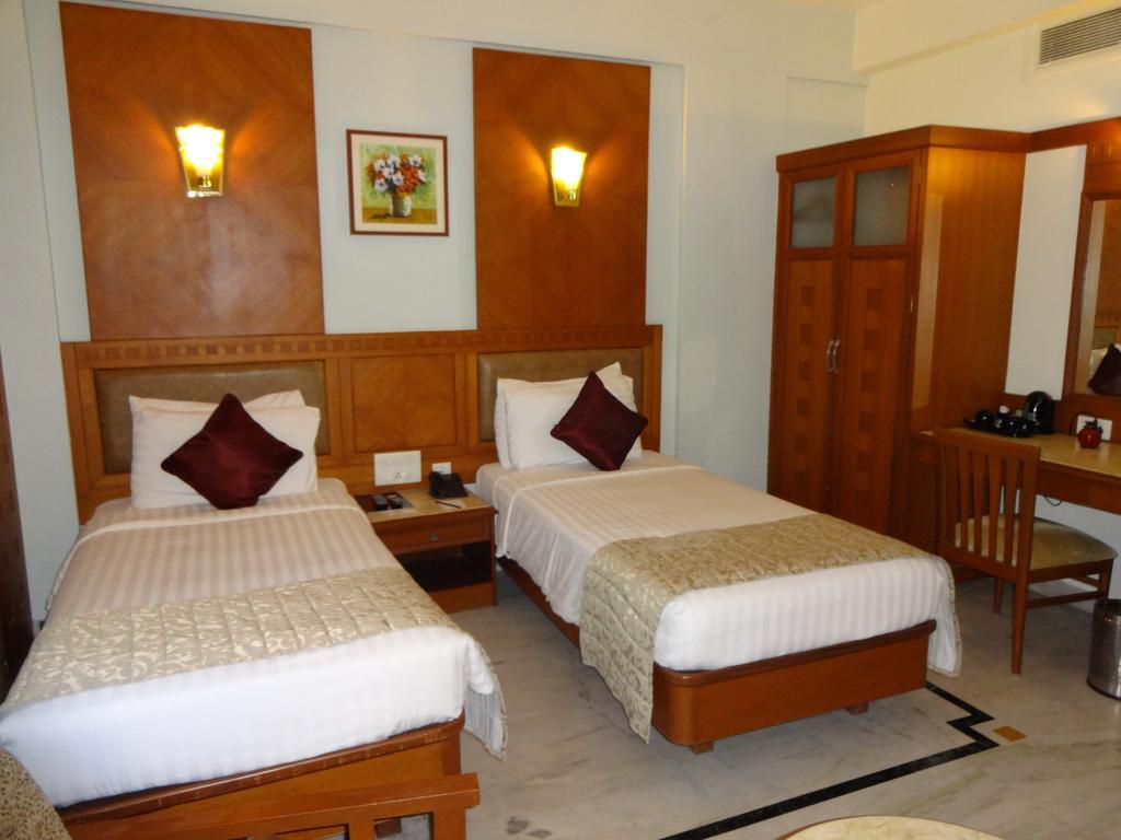 Jp Chennai Hotel Habitación foto