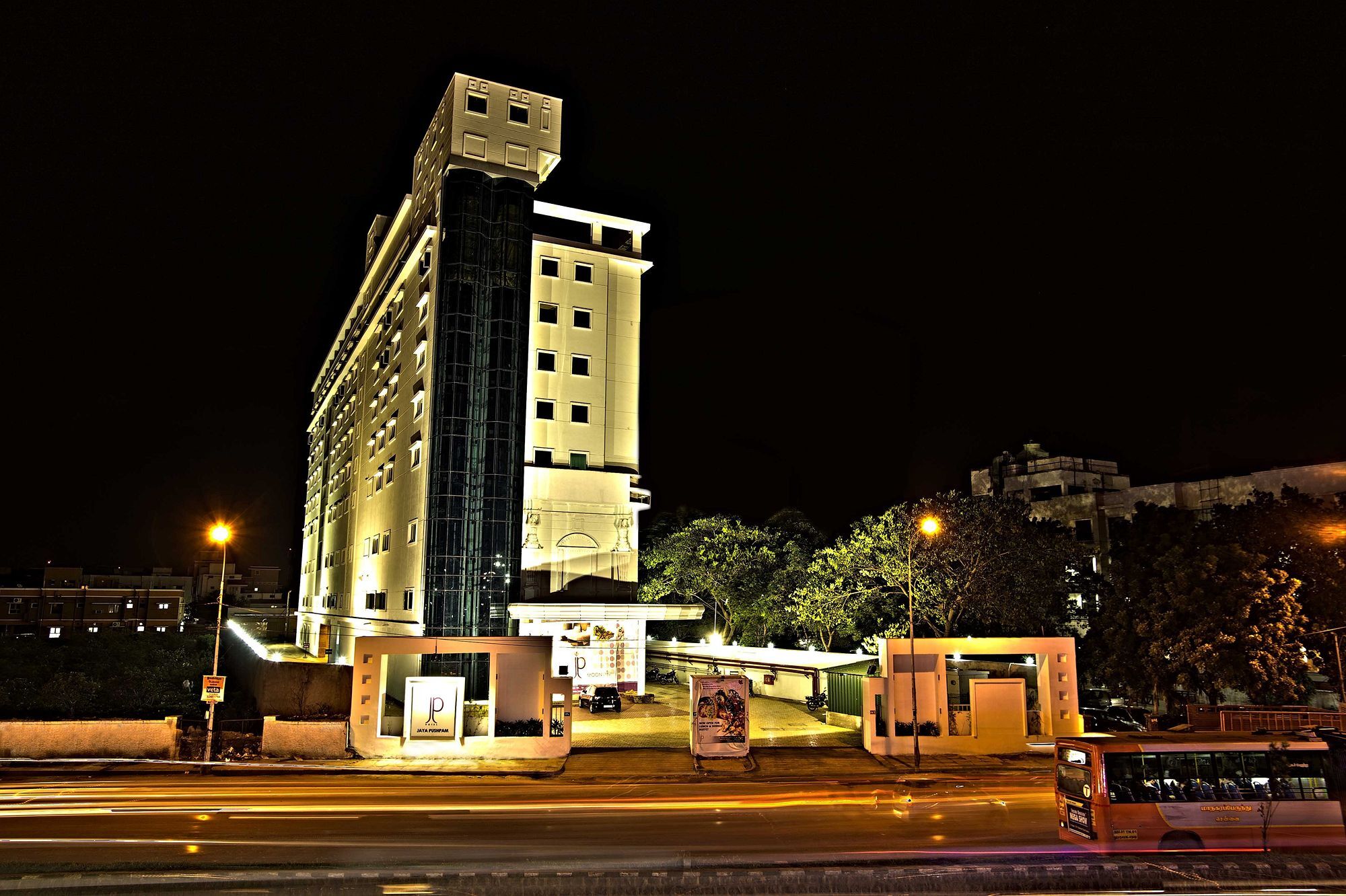 Jp Chennai Hotel Exterior foto
